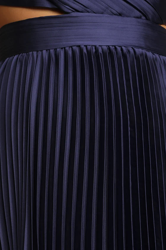 Got the Glam Navy Blue Pleated Cutout Maxi Dress details.